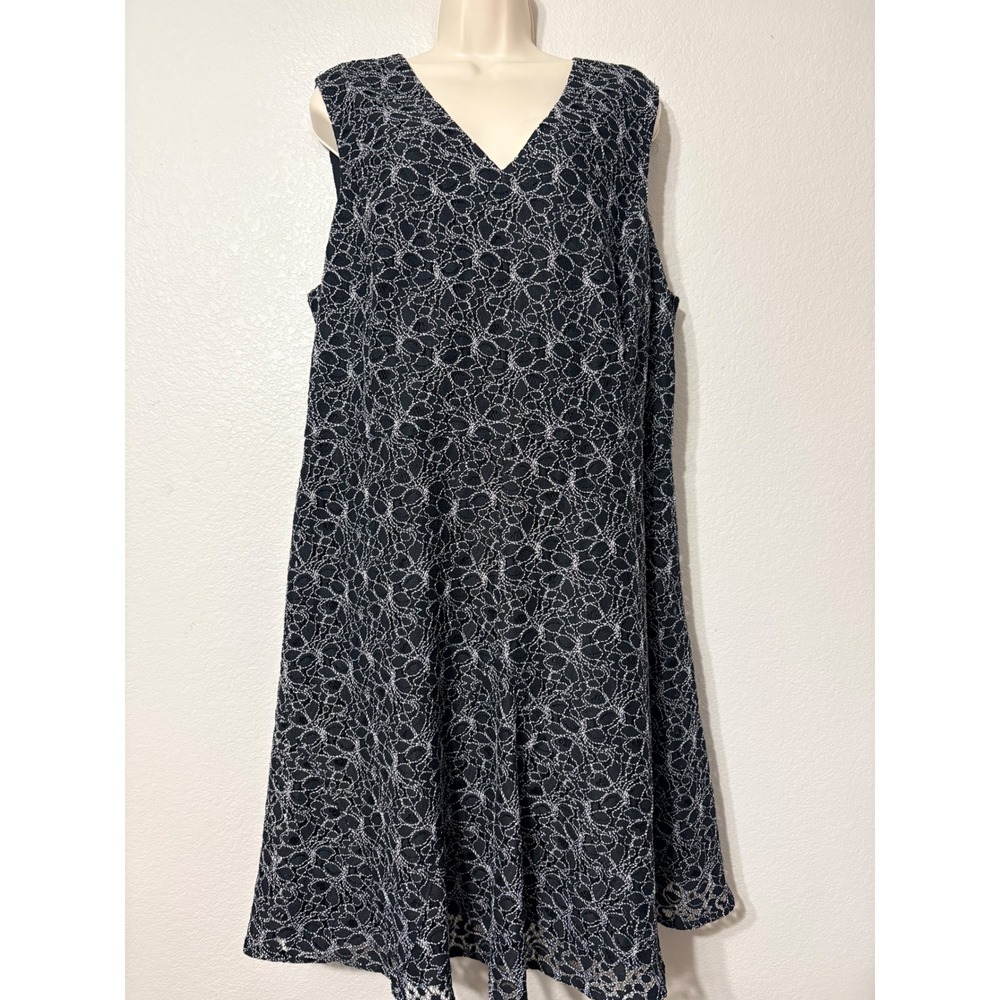 Tommy Hilfiger Womens 18W Black White Floral Corded Lace V-Neck Shift Dress